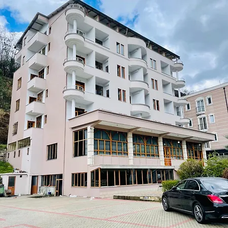 Ξενοδοχείο Alpin Llixhat Peshkopi