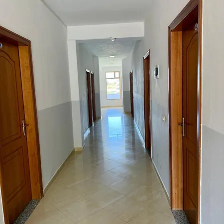 Ξενοδοχείο Alpin Llixhat Peshkopi 3*