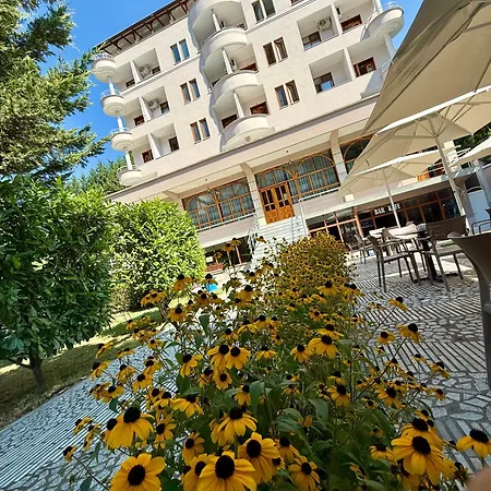 Alpin Llixhat Peshkopi 3* Begjunec